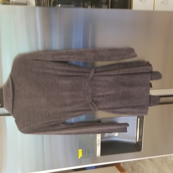 💕BAREFOOT DREAMS💕 CozyChic Drape Rib Cardigan Ultra Lite Carbon Gray S NWT - Picture 8 of 14